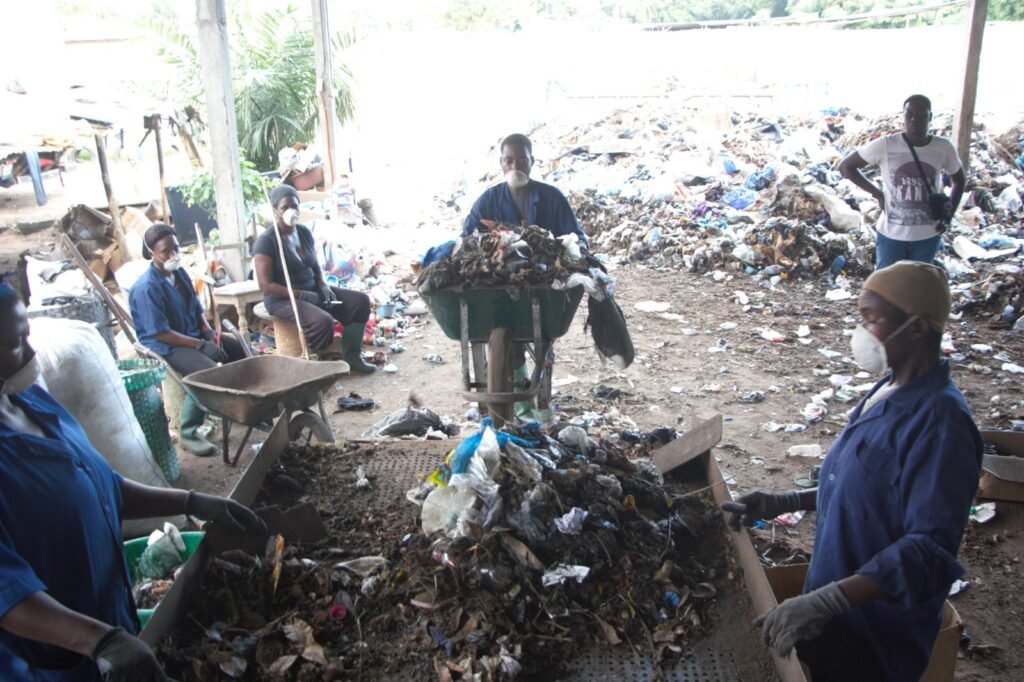 whatsapp image 2025 12 22 at 09.27.24 (1)